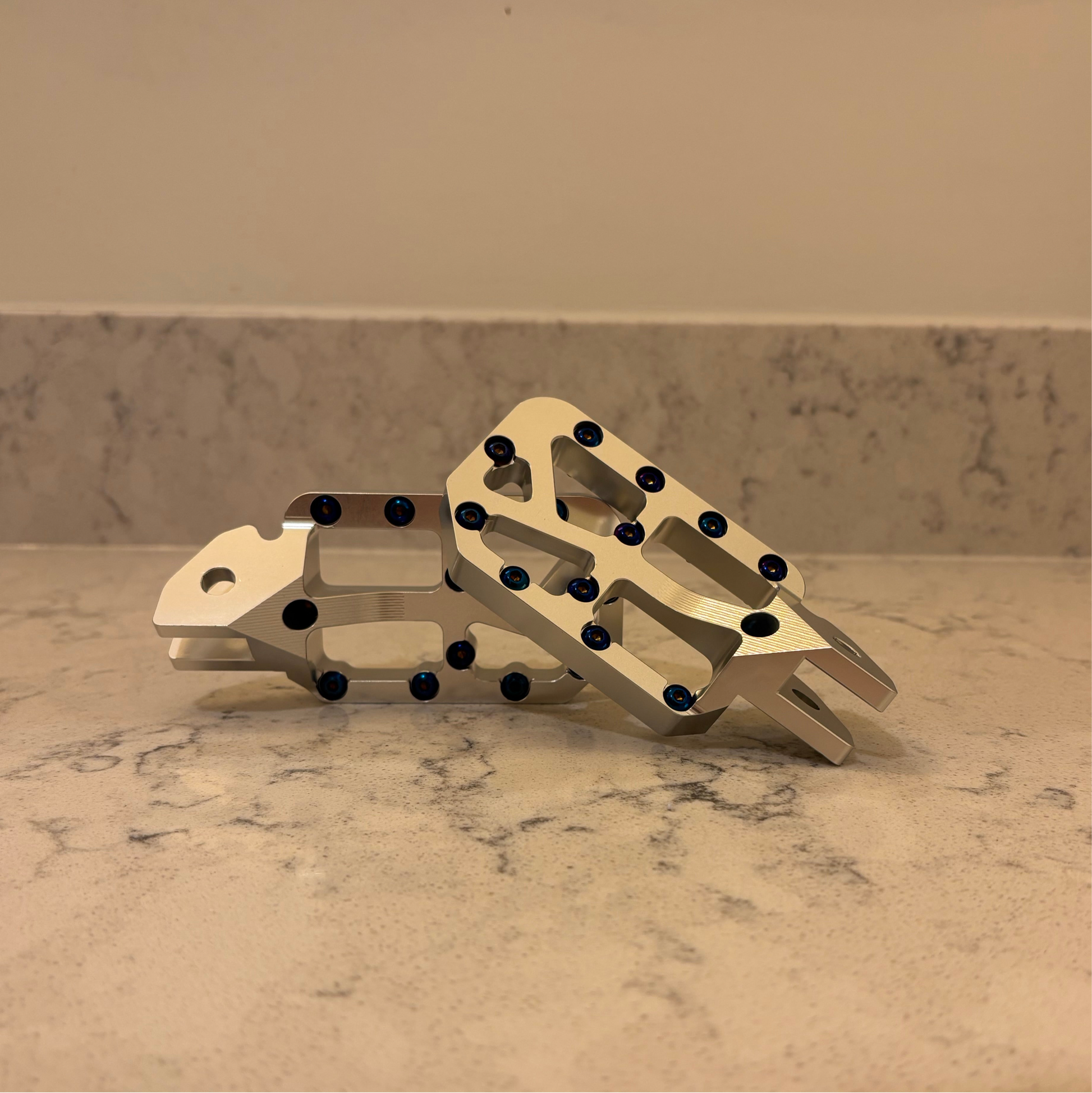 Phantom rides titanium pin foot pegs